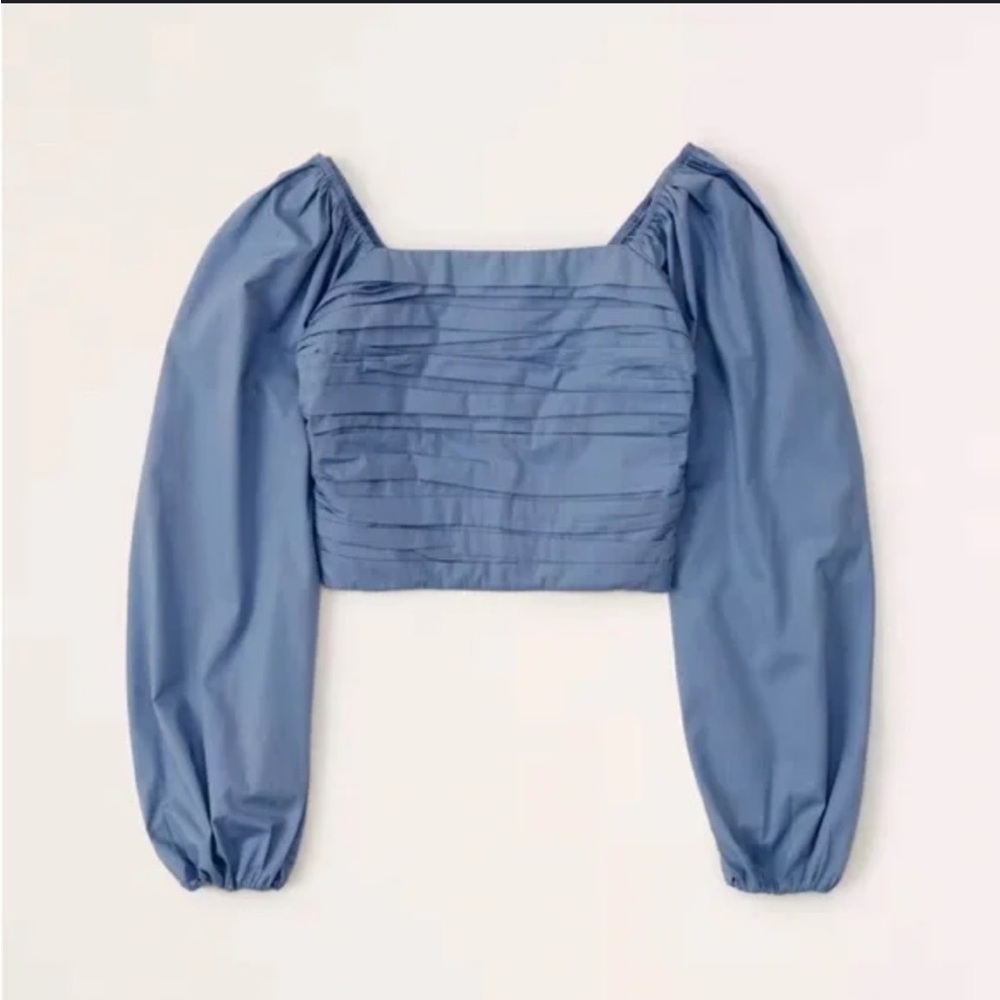 NWT small Abercrombie and fitch peplum top
